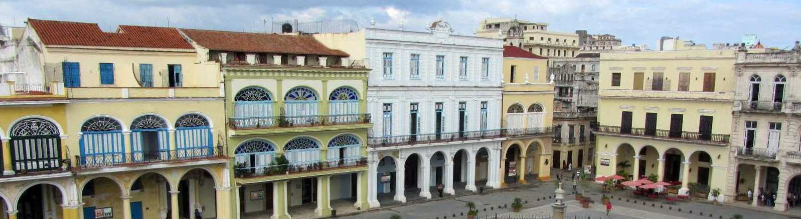 Plaza Vieja in Havana, Cuba